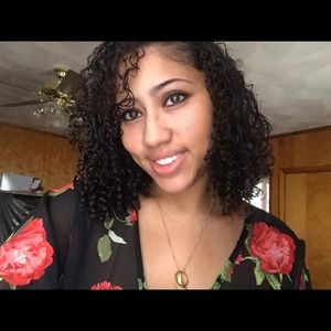 Meet your Posher, Domingas